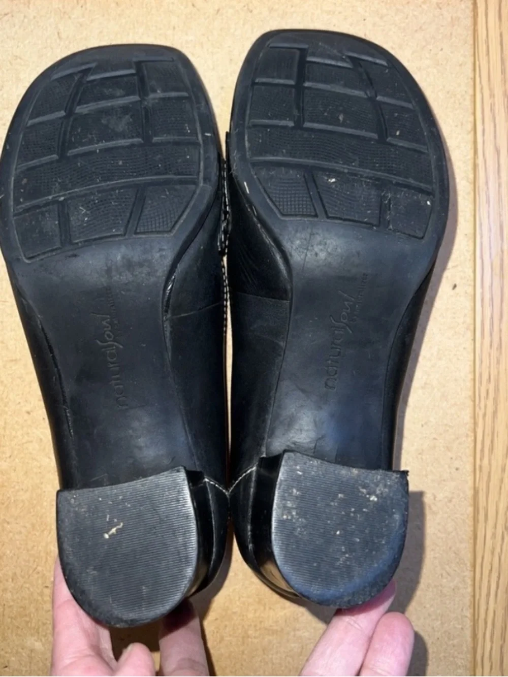 Natural Soul by Naturalizer Falna Black Leather‎ Loafers - Women's Size 7.5W